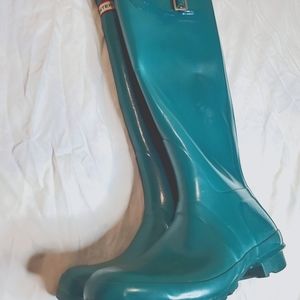 Used women rainy boots